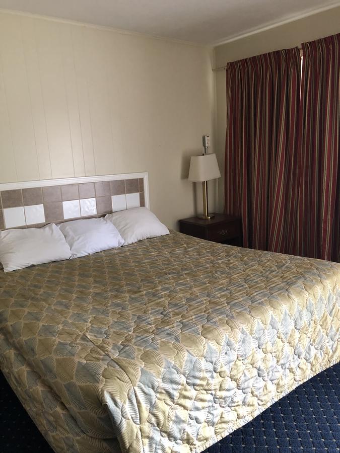 בראנטפורד Grand Motel מראה חיצוני תמונה
